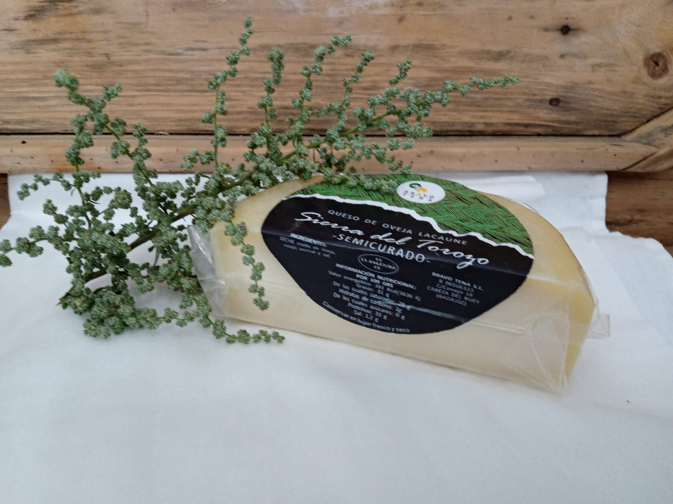 MEDIO QUESO SEMICURADO - Imagen 2